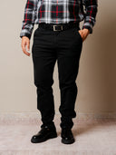 Pantalón Negro 01