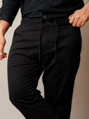 Pantalón Comfort Negro 01