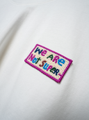 Playera Caution Blanco